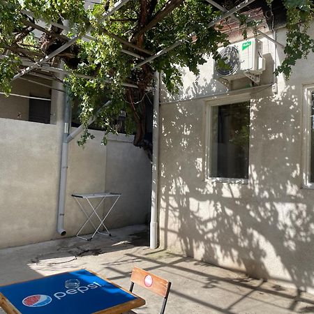 Apartment In The City Center With The Garden Erévan Extérieur photo