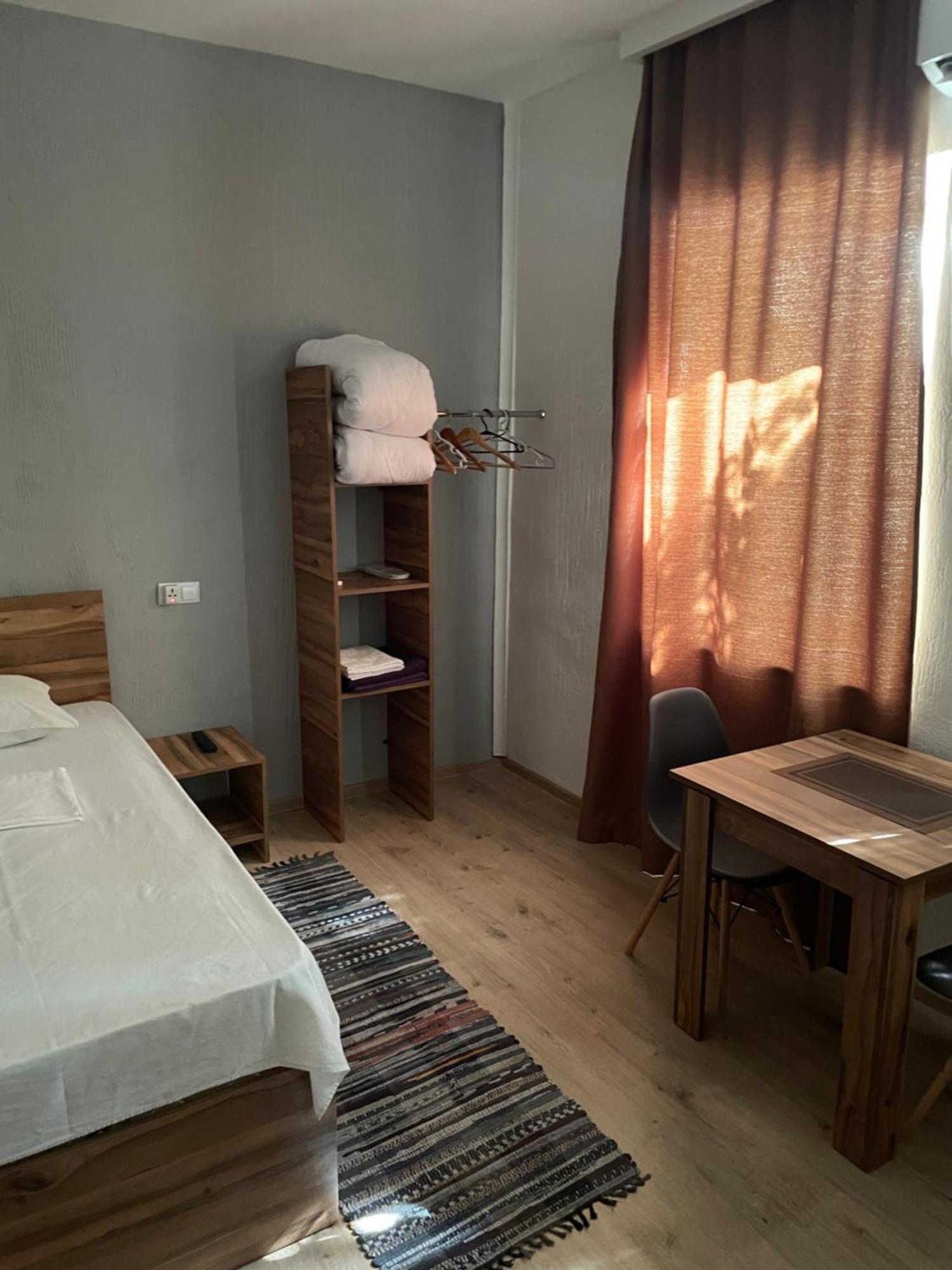 Apartment In The City Center With The Garden Erévan Extérieur photo