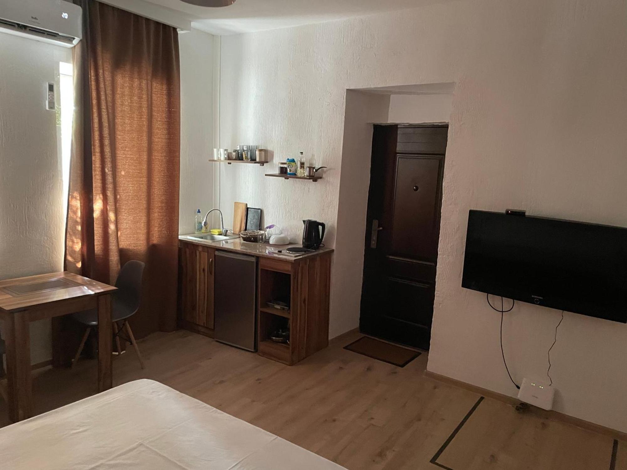 Apartment In The City Center With The Garden Erévan Extérieur photo