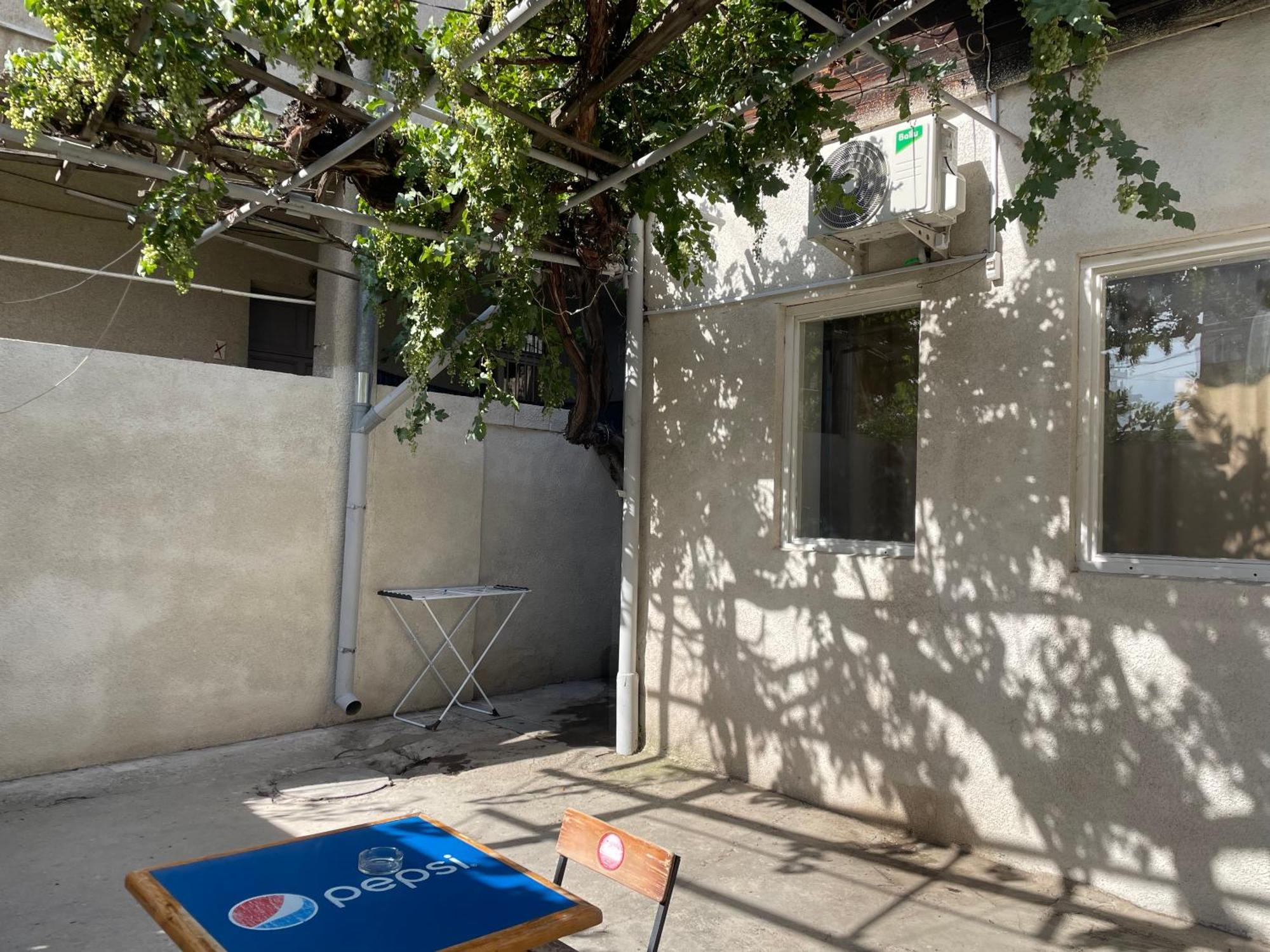 Apartment In The City Center With The Garden Erévan Extérieur photo